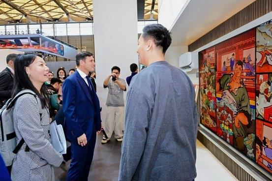 金年会金字招牌信誉至上入口2025 AWE海信灿烂出色绽放 四款产物荣膺艾普兰奖(图3)
